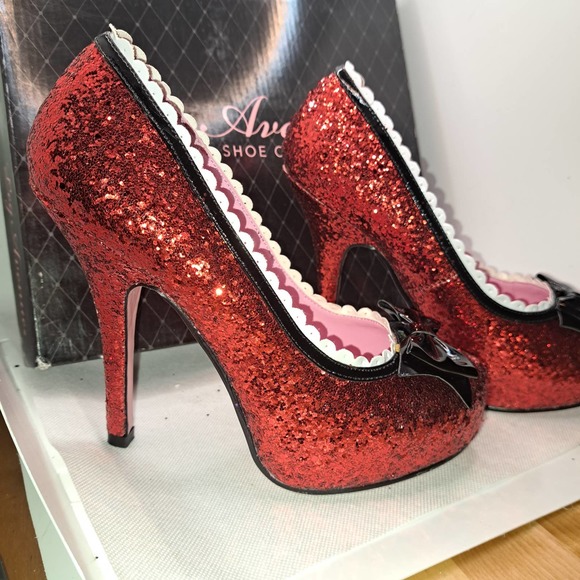 NIB- Size 7 FABULOUS Red Dorothy RED GLITTER 5 inch SEXY Heels - Picture 5 of 8